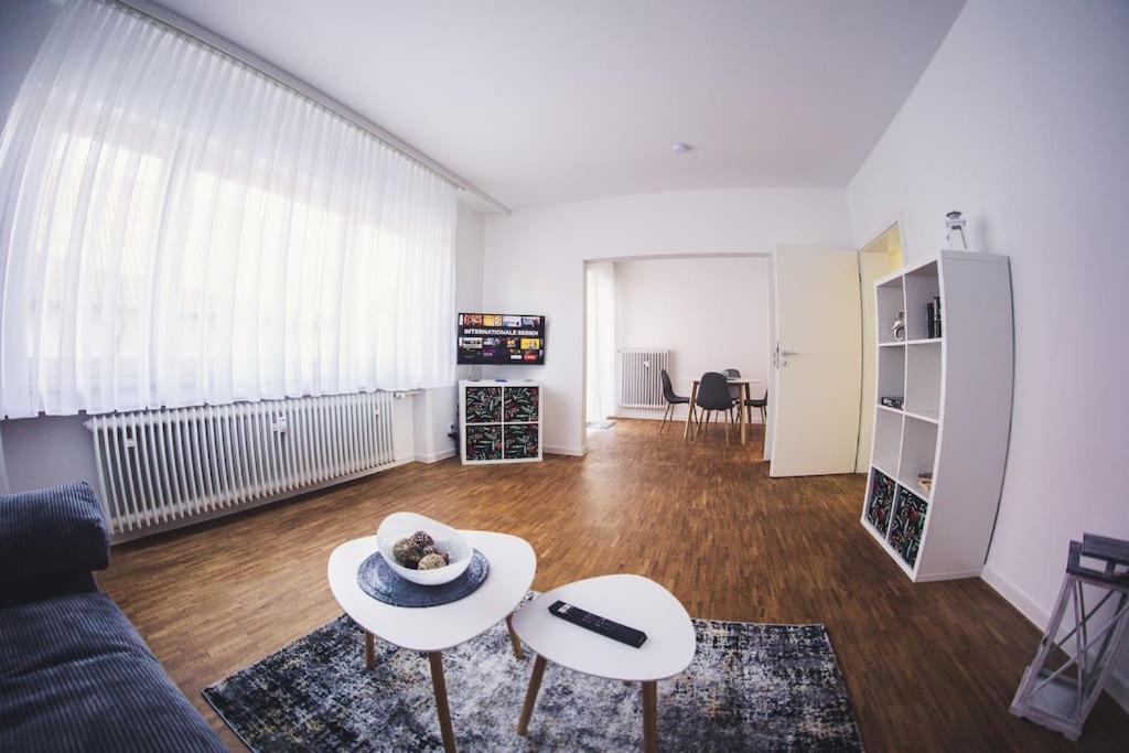 Wunderschoene Neue 3,5 Zimmerwohnung Naehe Kassel Bis 4 Erwachsene 3 Kinder Fuldatal Zewnętrze zdjęcie
