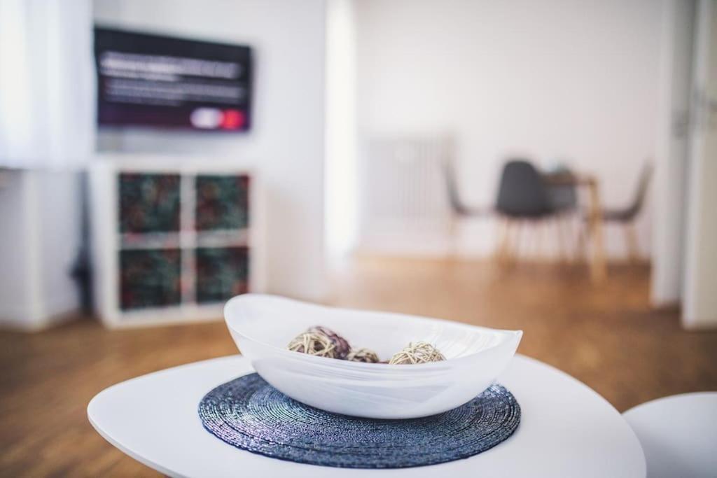 Wunderschoene Neue 3,5 Zimmerwohnung Naehe Kassel Bis 4 Erwachsene 3 Kinder Fuldatal Zewnętrze zdjęcie